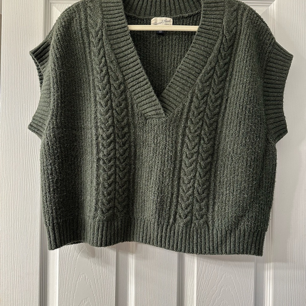 Universal Thread sweater vest XXL.